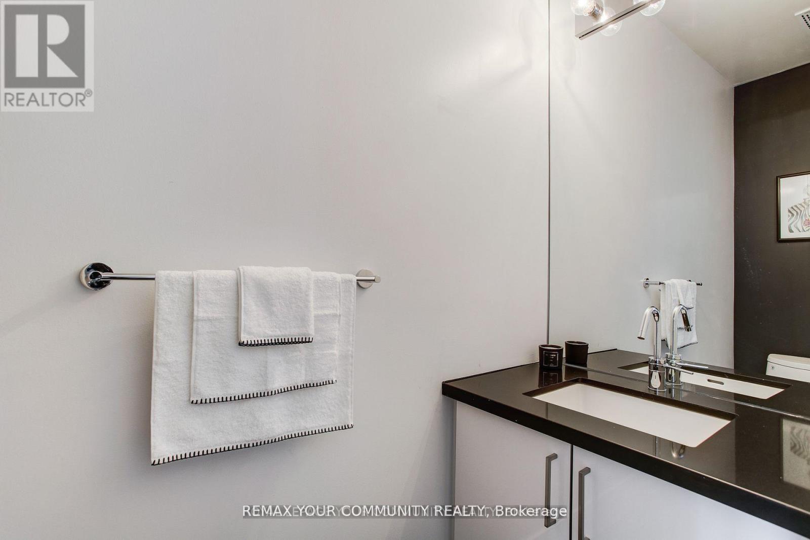 1109 - 39 Queens Quay E, Toronto, Ontario  M5E 0A5 - Photo 26 - C12996578