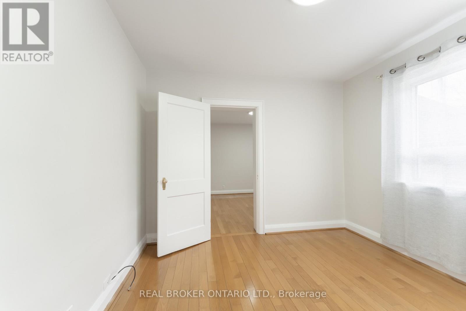 Unit 3 - 462 Oriole Parkway, Toronto, Ontario  M5P 2H8 - Photo 19 - C12996624