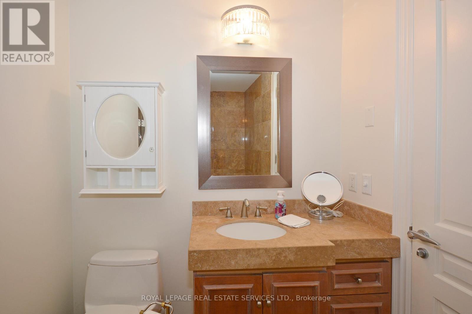 301 - 10 Bellair Street, Toronto, Ontario  M5R 3T8 - Photo 18 - C12996634