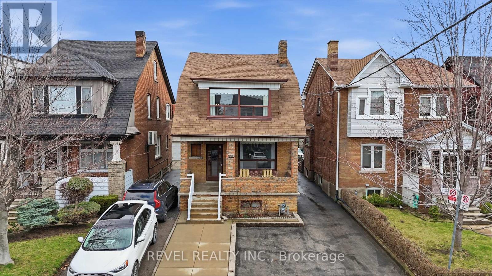 245 Lauder Avenue, Toronto, Ontario  M6E 3H5 - Photo 2 - C12996706