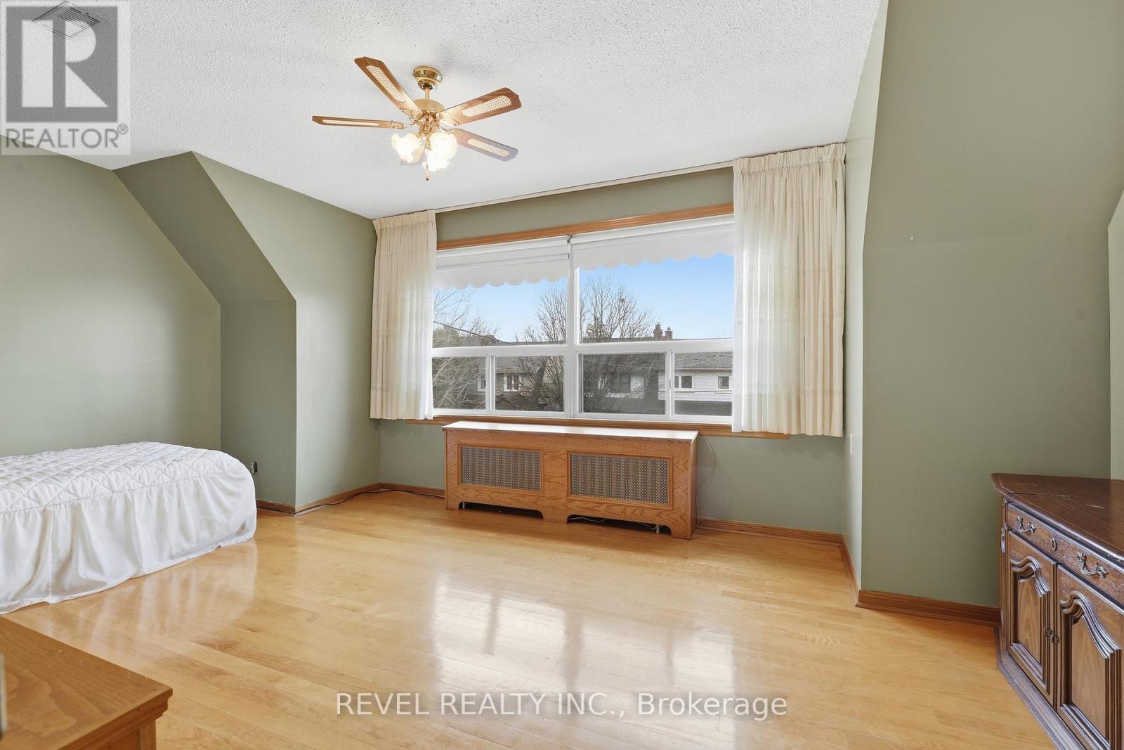 245 Lauder Avenue, Toronto, Ontario  M6E 3H5 - Photo 30 - C12996706