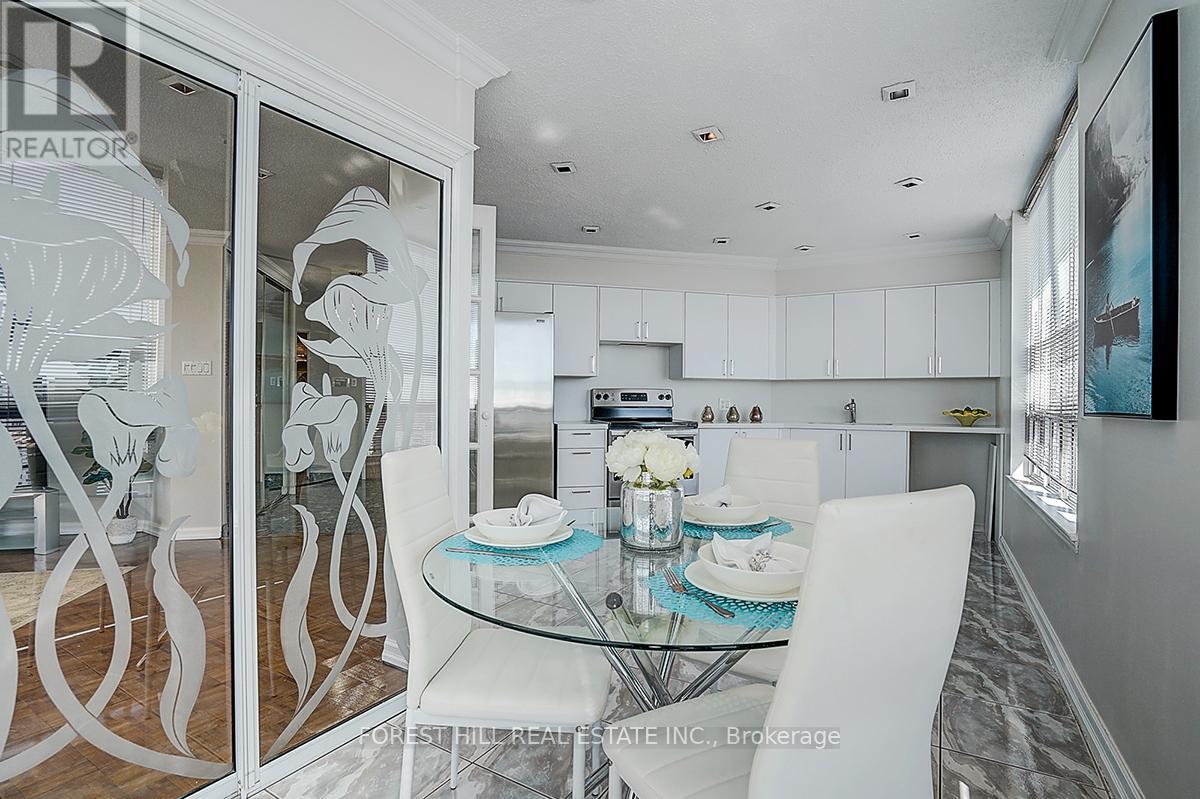 1811 - 1101 Steeles Avenue W, Toronto, Ontario  M2R 3W5 - Photo 17 - C12996730