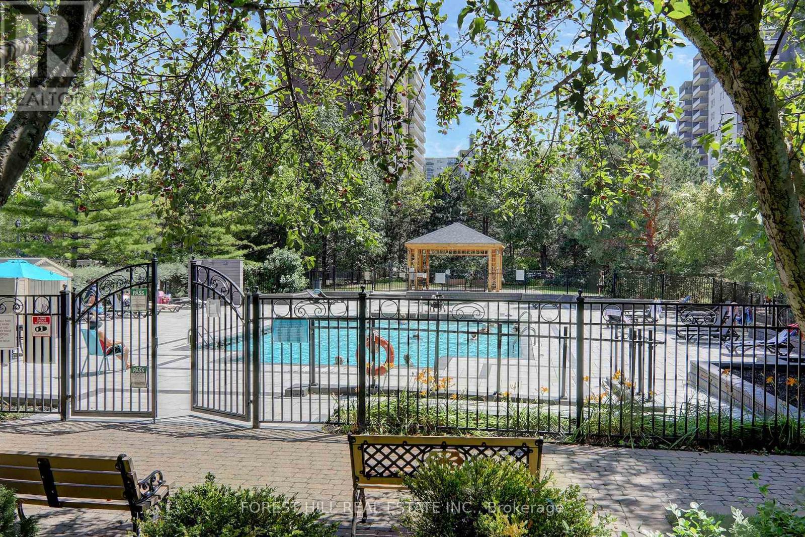 1811 - 1101 Steeles Avenue W, Toronto, Ontario  M2R 3W5 - Photo 29 - C12996730