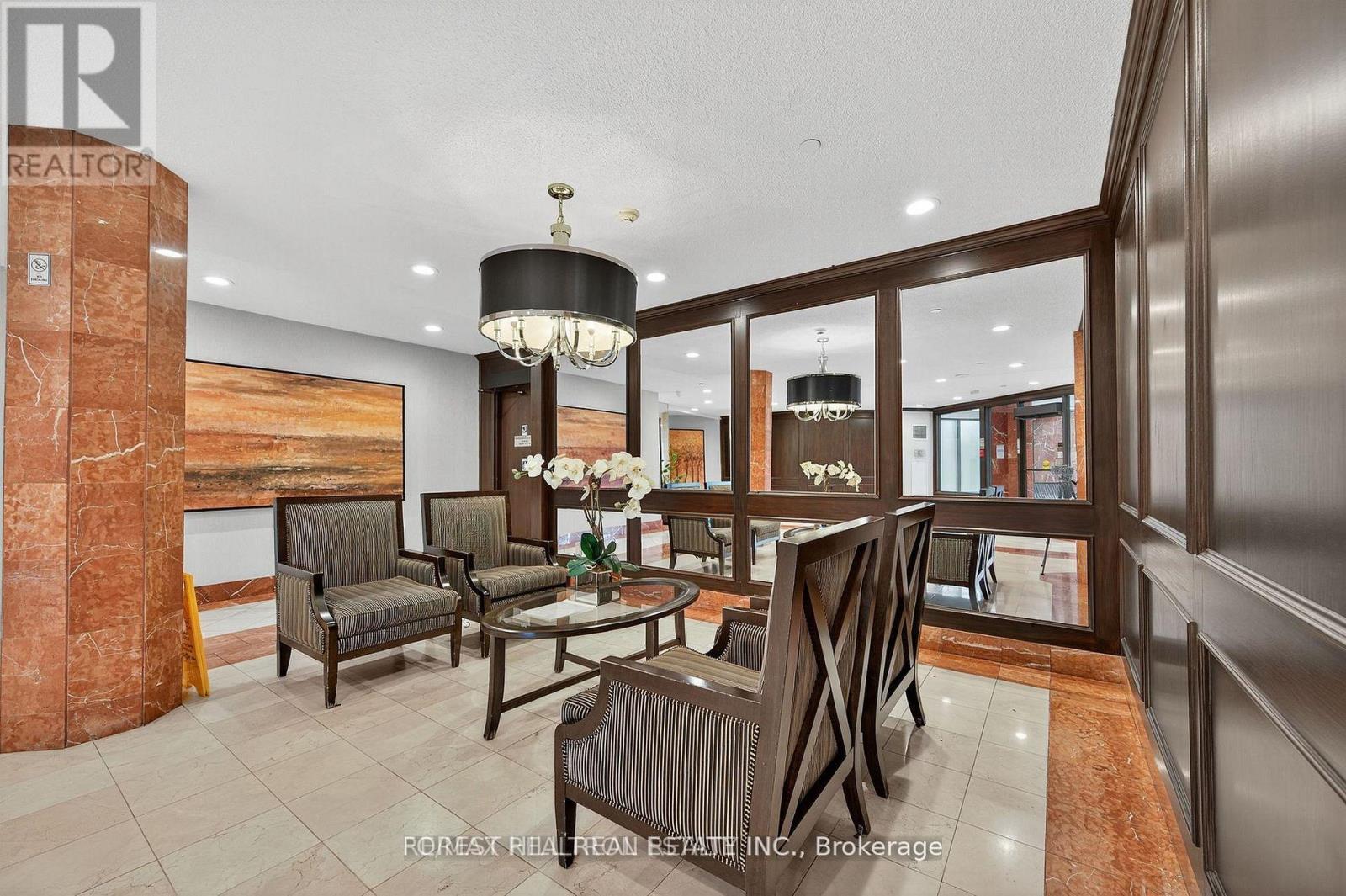 1811 - 1101 Steeles Avenue W, Toronto, Ontario  M2R 3W5 - Photo 3 - C12996730