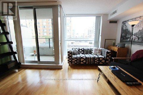 623b - 111 Elizabeth Street, Toronto, Ontario  M5G 1P7 - Photo 8 - C12996794