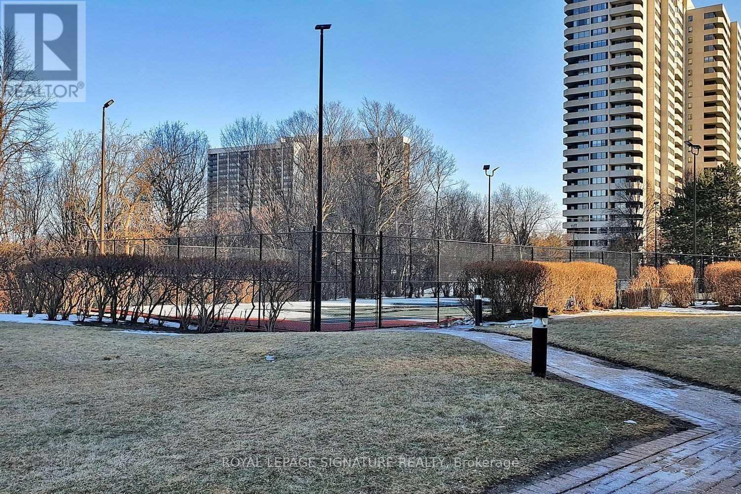 3706 - 5 Concorde Place, Toronto, Ontario  M3C 3M8 - Photo 16 - C12996796