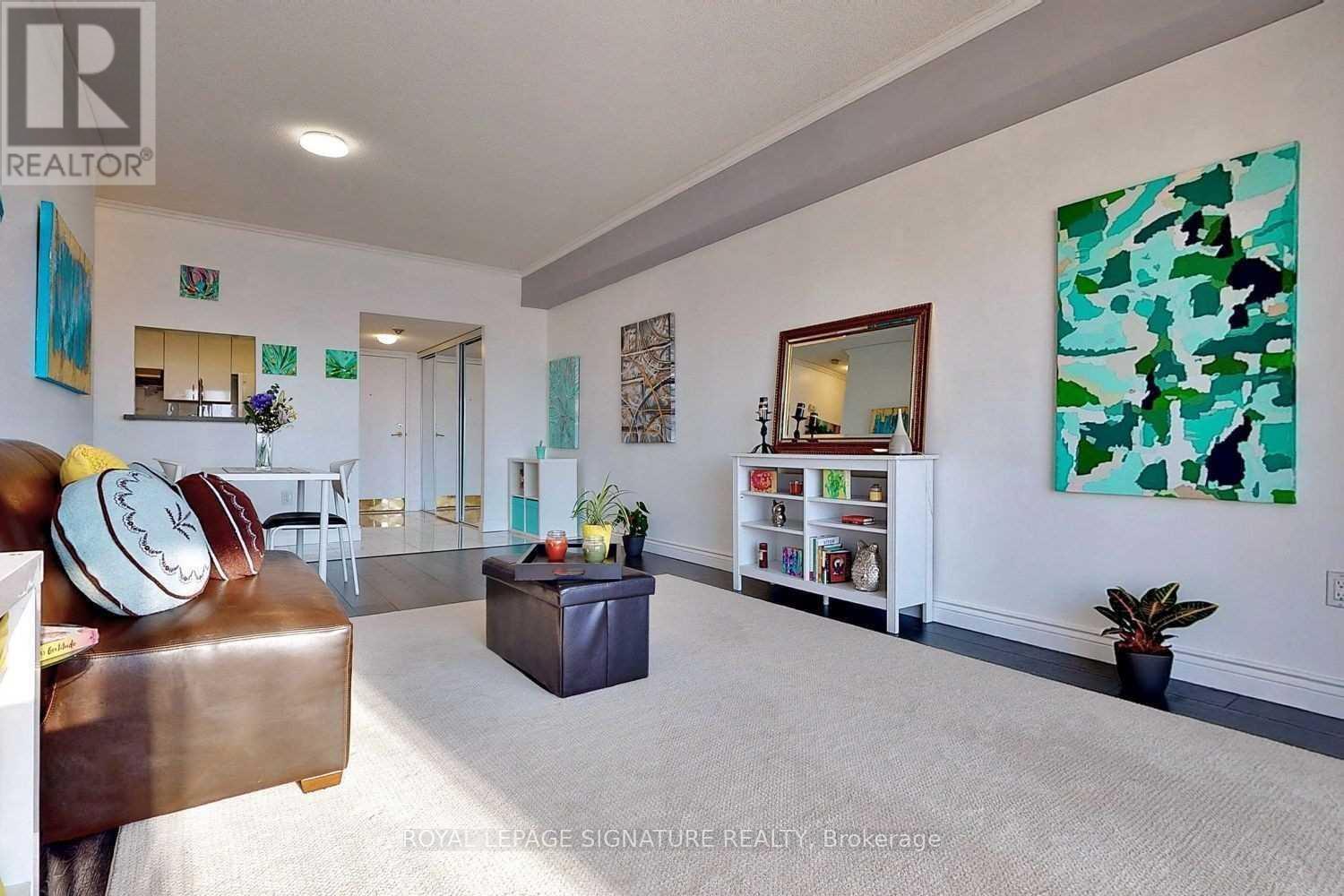 3706 - 5 Concorde Place, Toronto, Ontario  M3C 3M8 - Photo 4 - C12996796