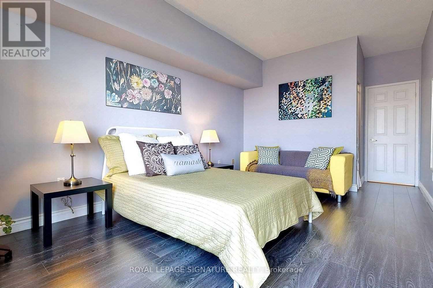 3706 - 5 Concorde Place, Toronto, Ontario  M3C 3M8 - Photo 9 - C12996796