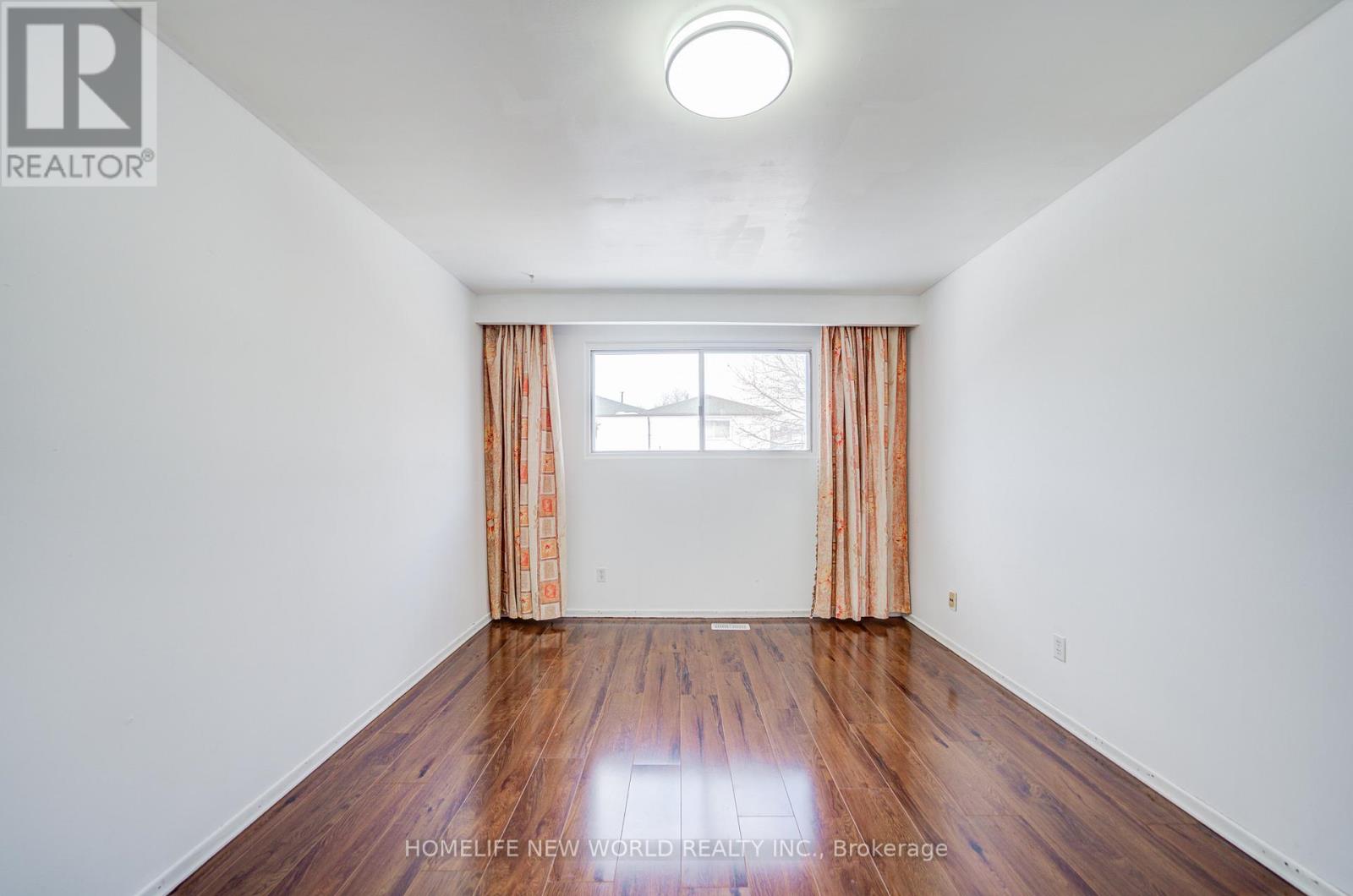 Upper - 152 Micmac Crescent, Toronto, Ontario  M2H 2K2 - Photo 13 - C12996802