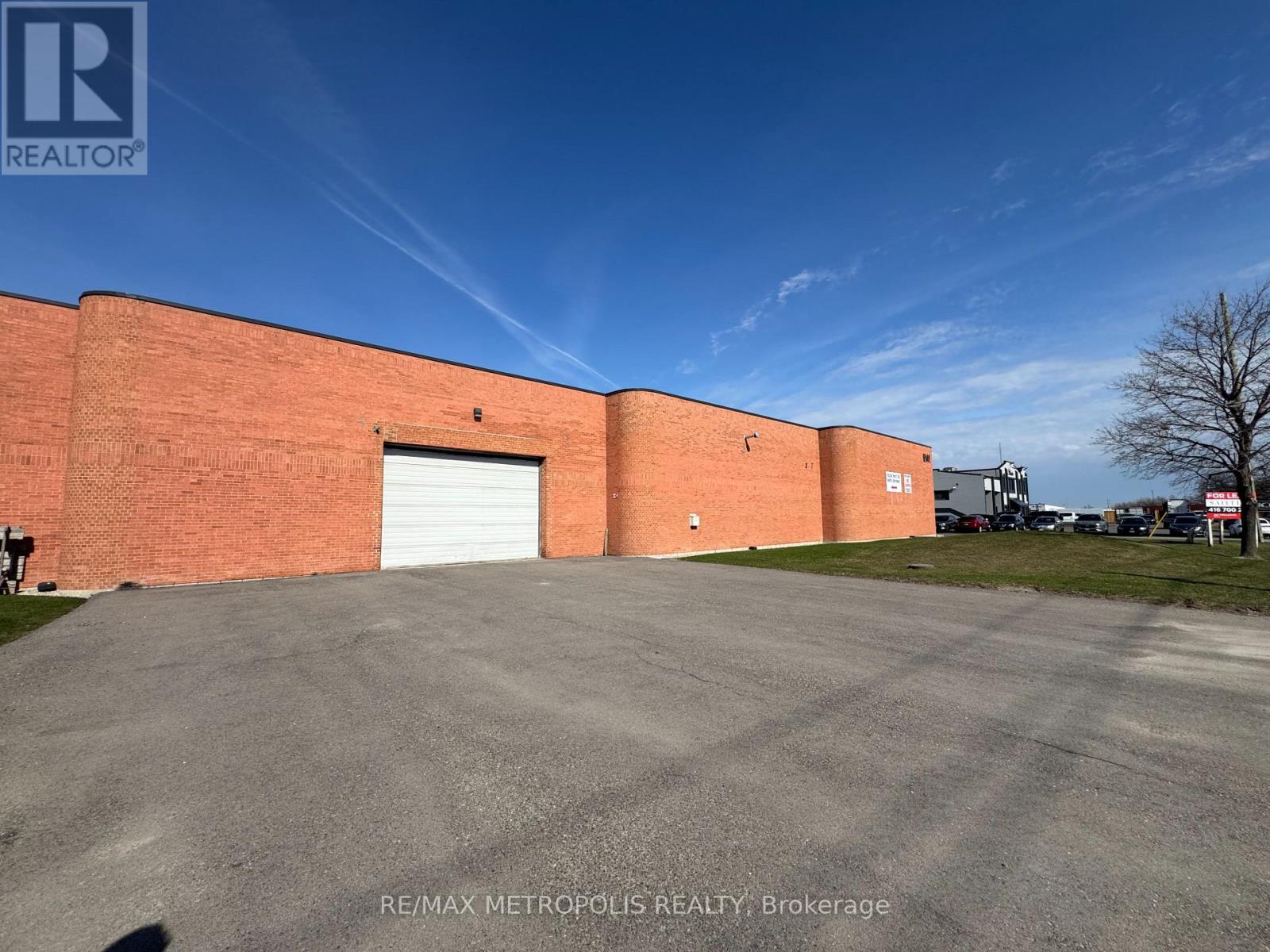 1-2 - 6141 Atlantic Drive, Mississauga, Ontario  L5T 1L9 - Photo 4 - W12992860