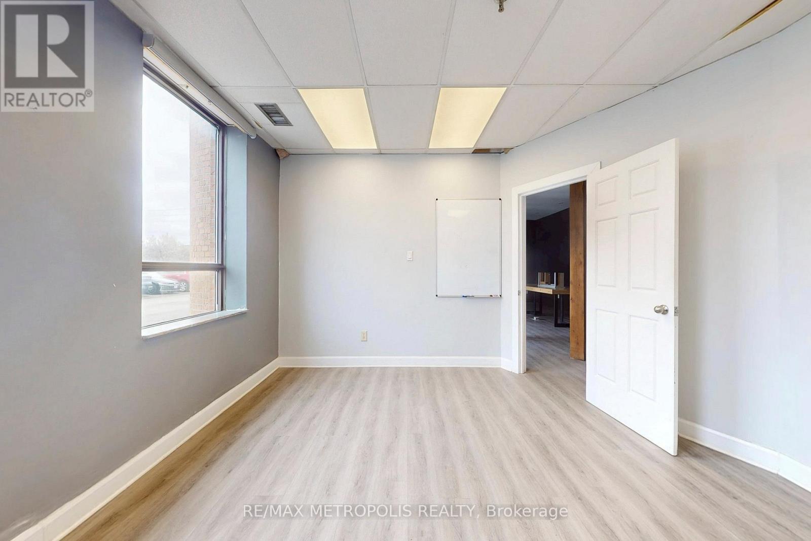 1-2 - 6141 Atlantic Drive, Mississauga, Ontario  L5T 1L9 - Photo 9 - W12992860