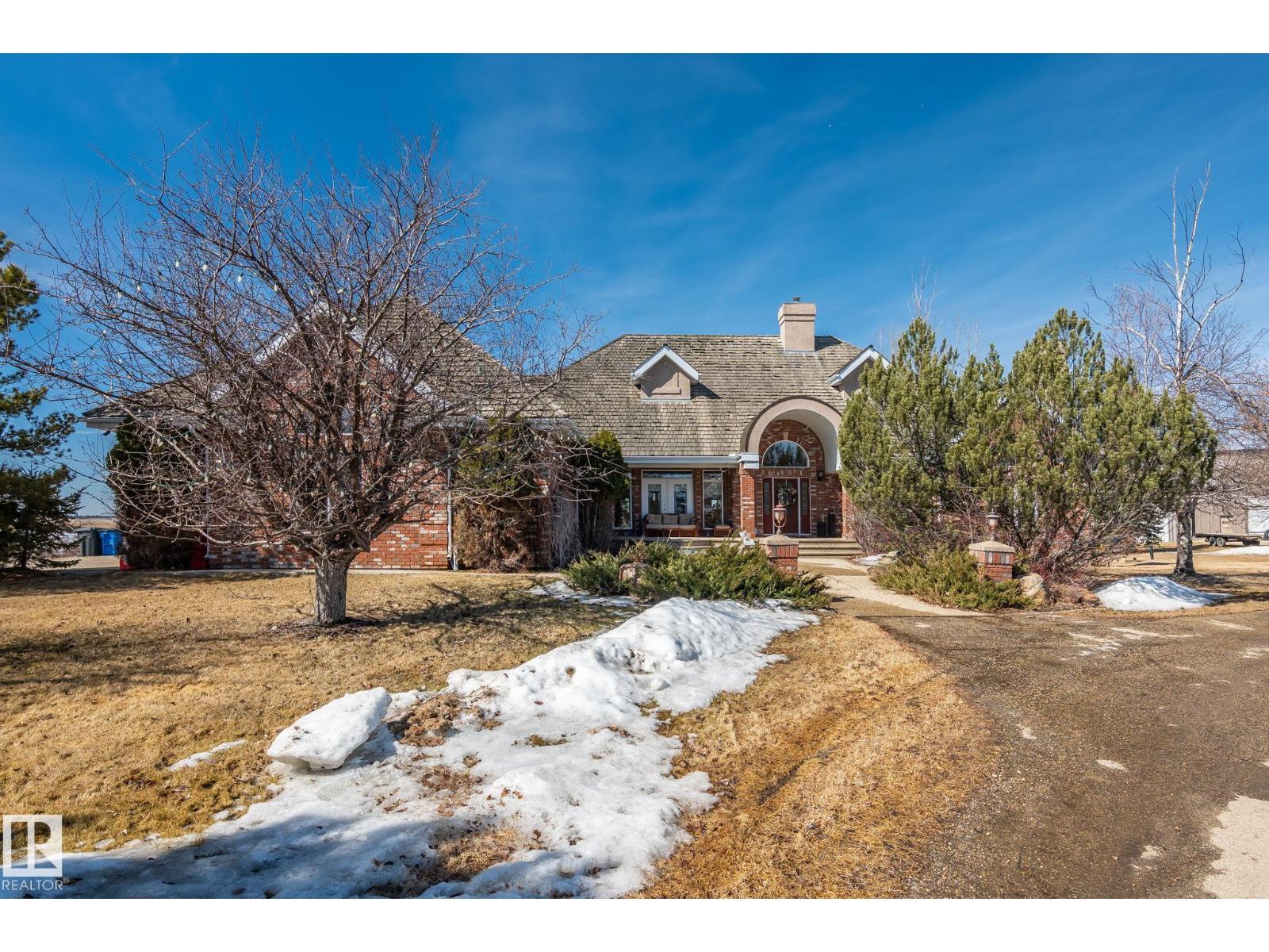 9610 167 St Sw, Edmonton, Alberta  T6Y 0C7 - Photo 3 - E4482074