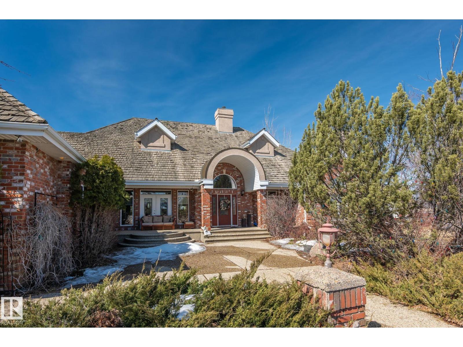 9610 167 St Sw, Edmonton, Alberta  T6Y 0C7 - Photo 4 - E4482074