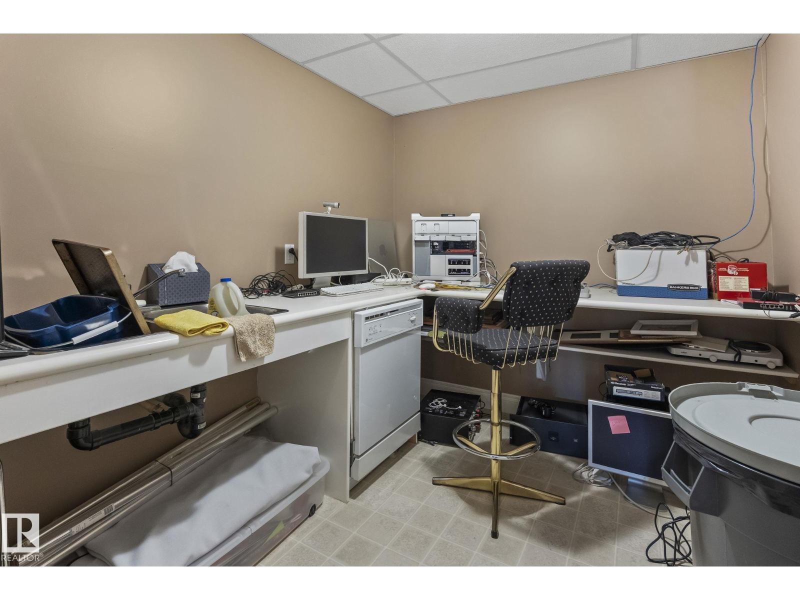 9610 167 St Sw, Edmonton, Alberta  T6Y 0C7 - Photo 43 - E4482074