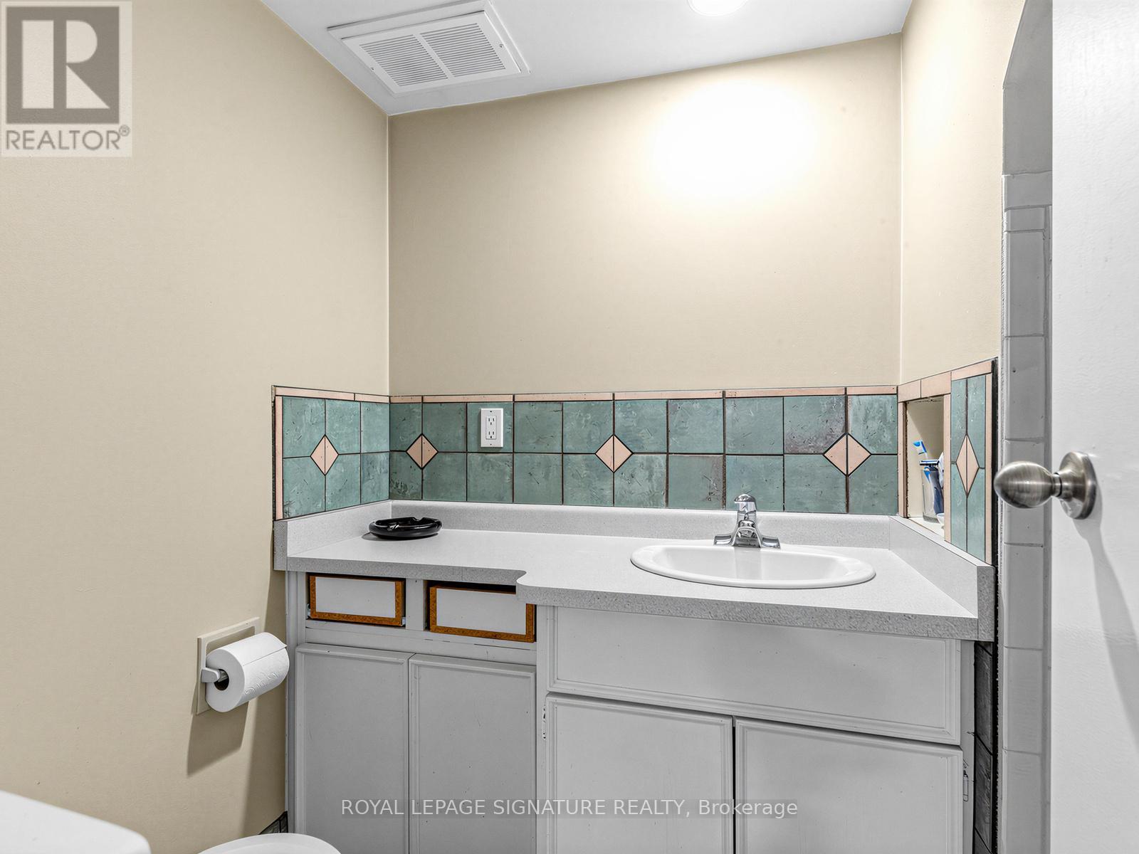 1421 Military Trail, Toronto, Ontario  M1C 1A7 - Photo 32 - E12996498