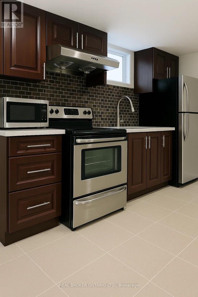 95 PORCHESTER DRIVE, Toronto, Ontario