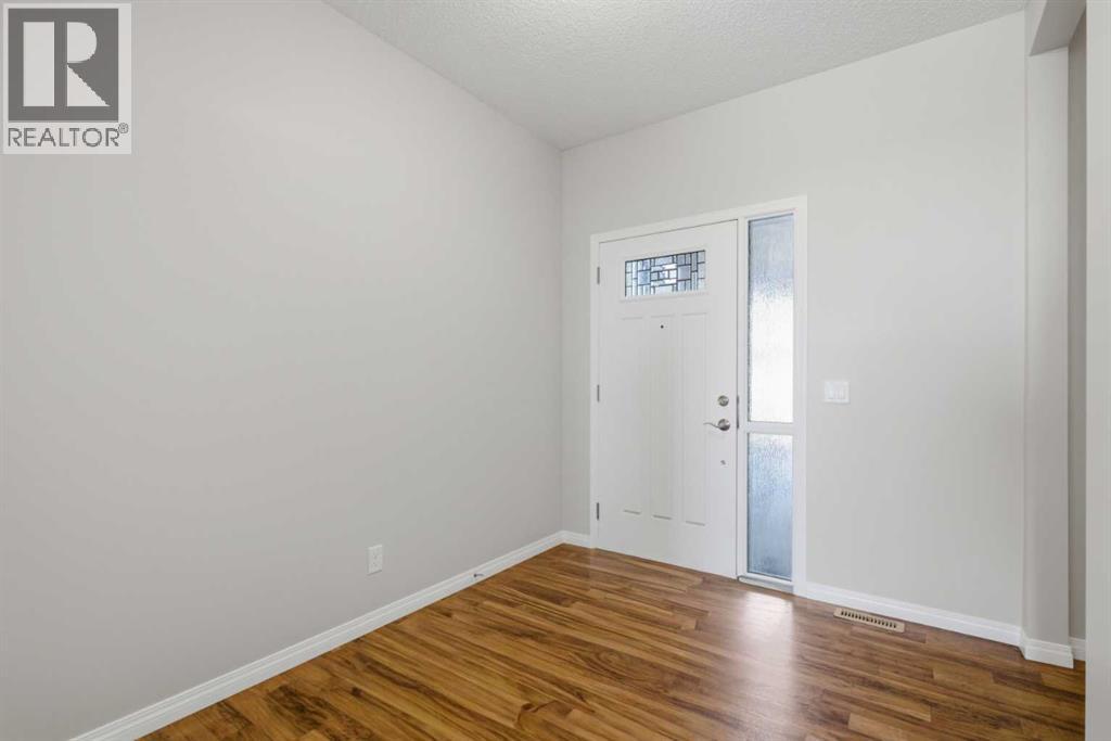 1456 Livingston Way Ne, Calgary, Alberta  T3P 0Z4 - Photo 4 - A2301151
