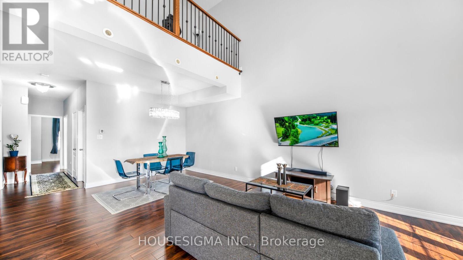 18 Lovegrove Lane, Ajax, Ontario  L1S 0E7 - Photo 3 - E12996646