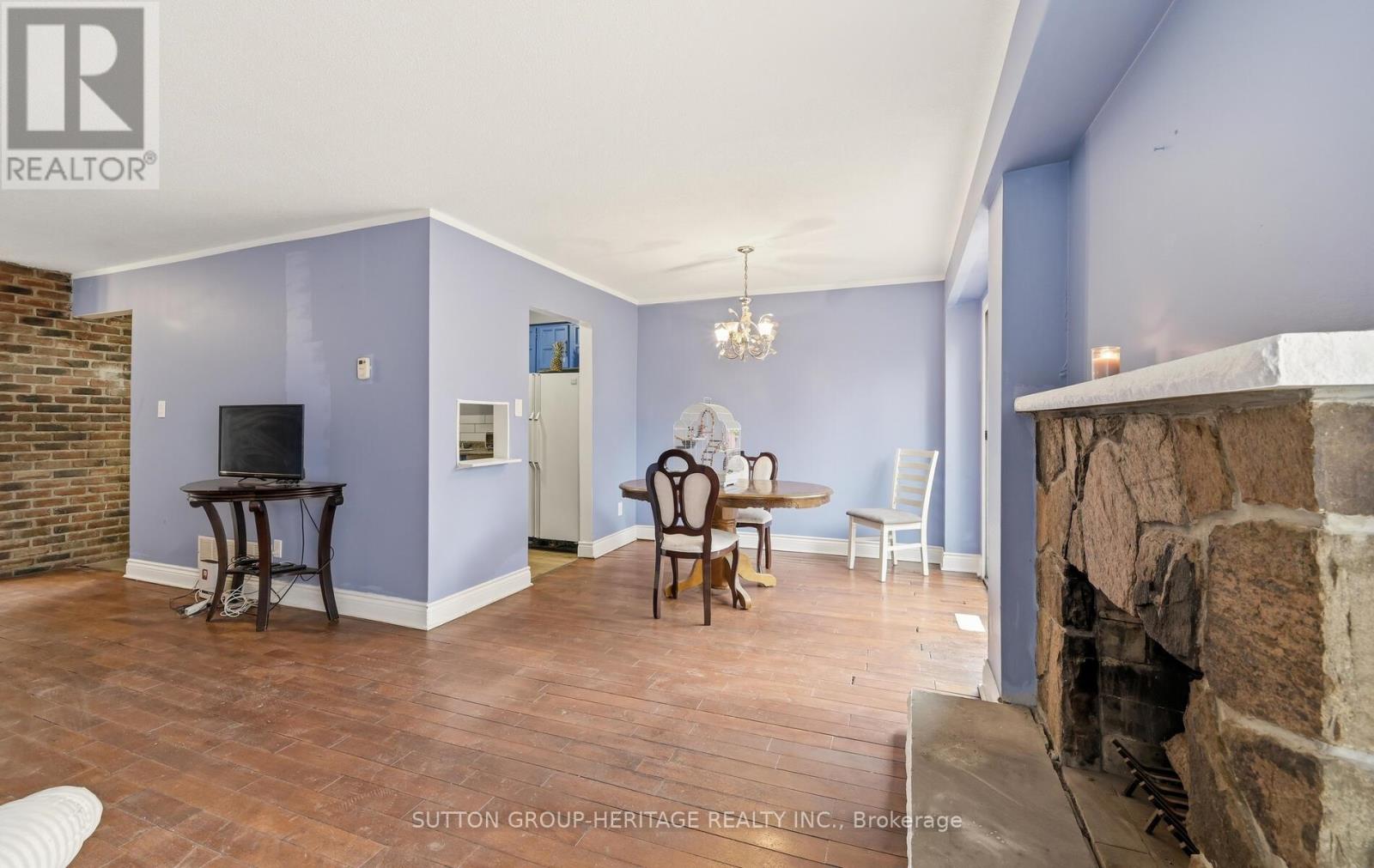 1778 Bronte Square, Pickering, Ontario L1V 3B9 - Photo 7 - E12996662