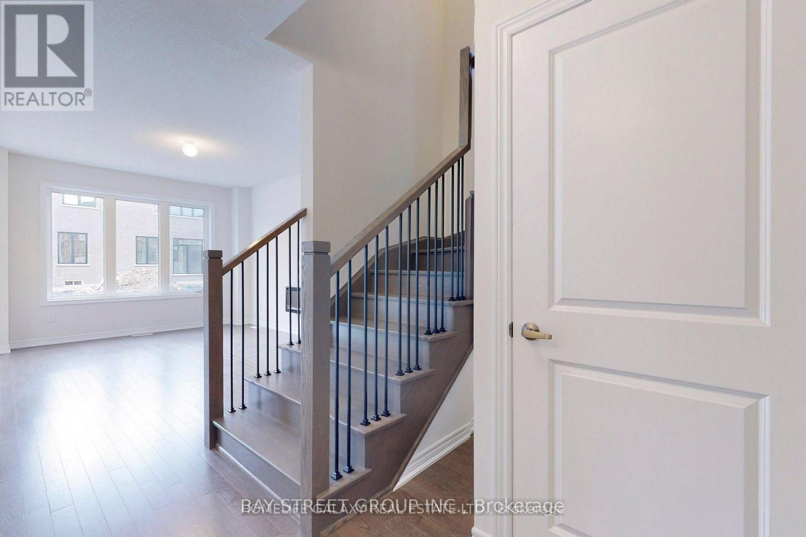 1296 Klondike Drive, Oshawa, Ontario  L1H 8L7 - Photo 7 - E12996718