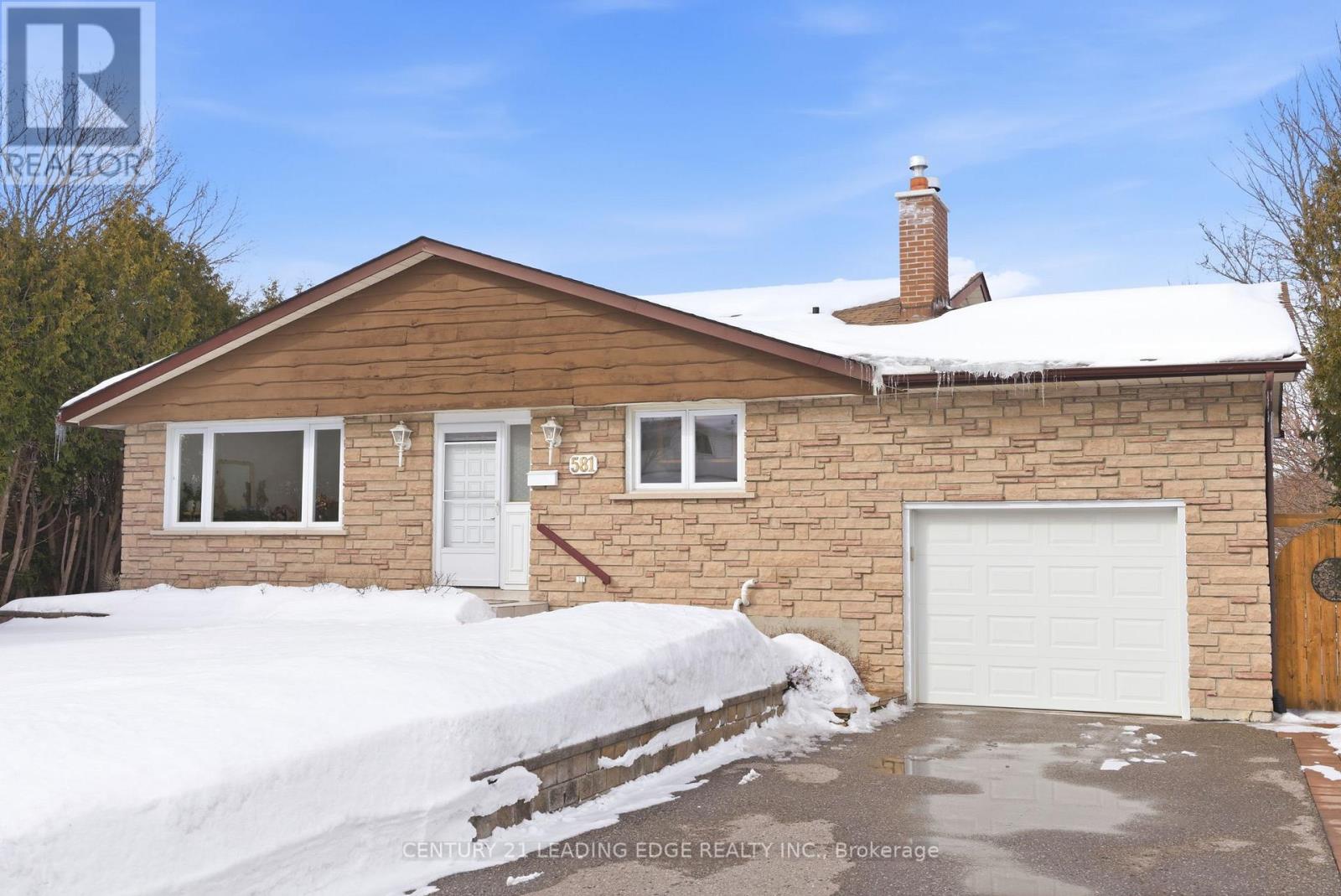 581 ARNHEM DRIVE, Oshawa, Ontario