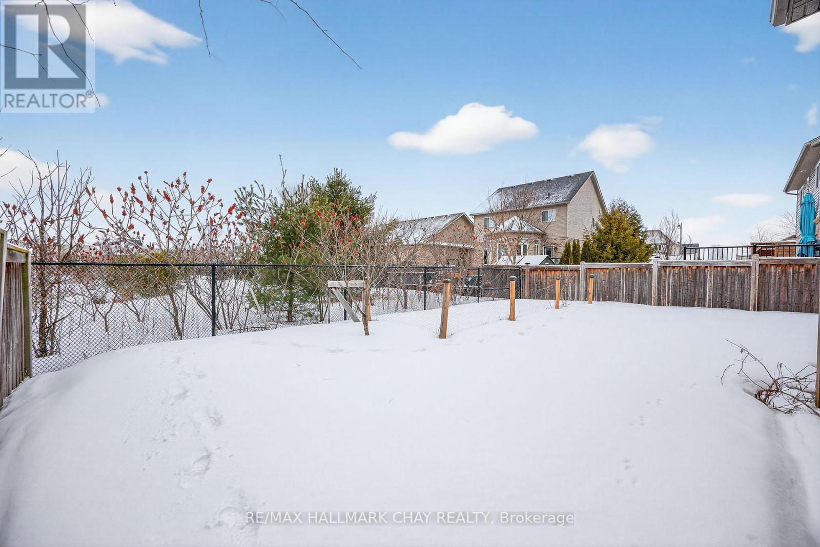 60 Brownley Lane, Essa, Ontario  L3W 0P9 - Photo 34 - N12996472