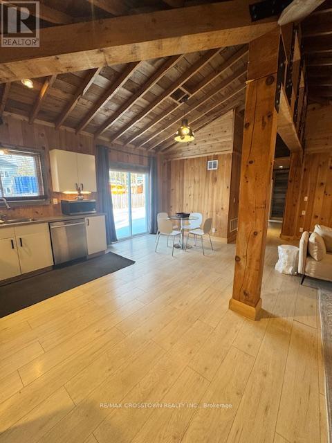 1056 Elm Road, Innisfil, Ontario  L9S 2E9 - Photo 10 - N12996688