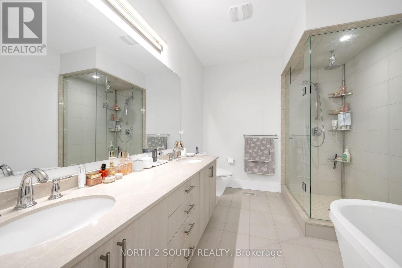 25 Aylin Crescent, Vaughan, Ontario L6A 4Z8 - Photo 32 - N12996712