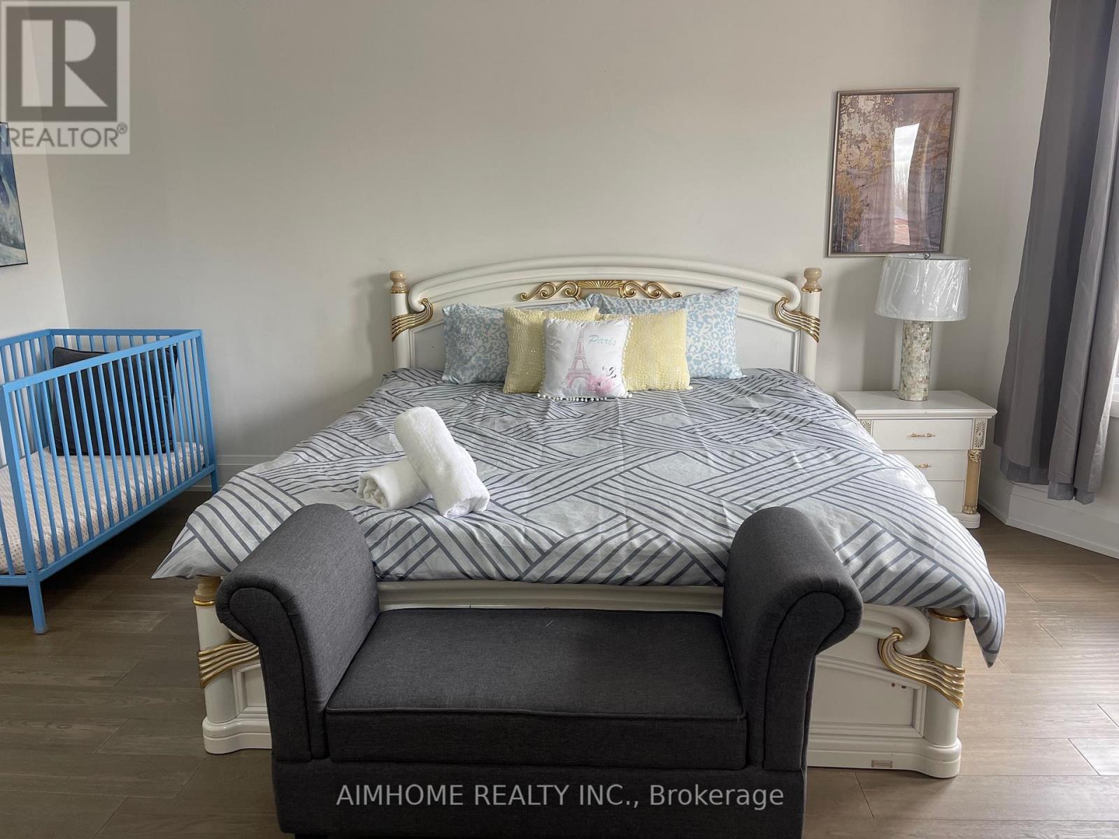 Main - 166 Fincham Avenue, Markham, Ontario  L3P 4B3 - Photo 11 - N12996752