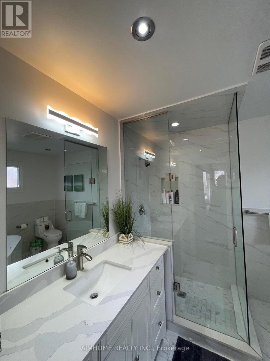 Main - 166 Fincham Avenue, Markham, Ontario  L3P 4B3 - Photo 12 - N12996752