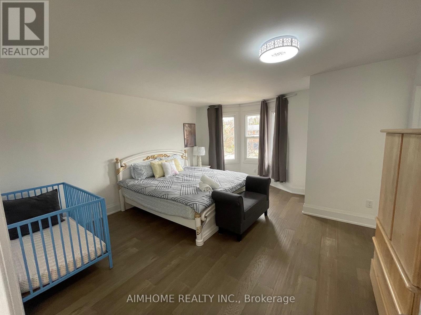 Main - 166 Fincham Avenue, Markham, Ontario  L3P 4B3 - Photo 9 - N12996752