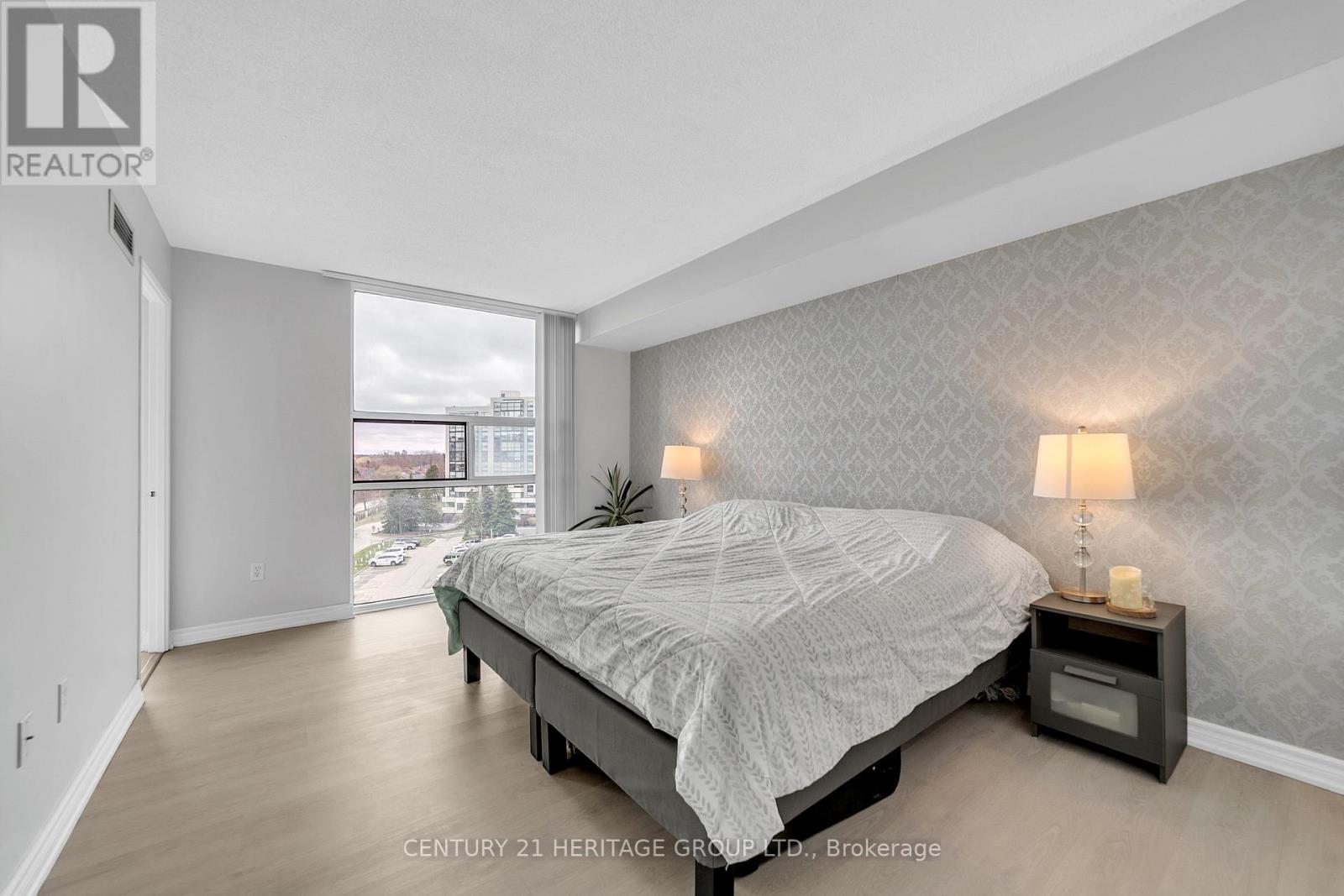 806 - 30 Harding Boulevard W, Richmond Hill, Ontario  L4C 9M3 - Photo 28 - N12996778