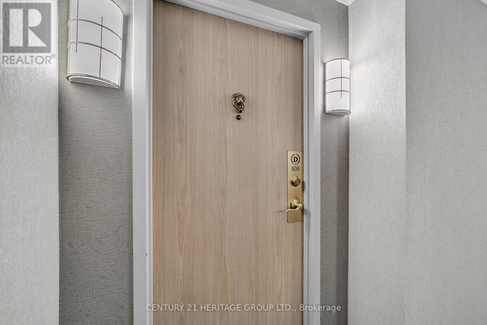 806 - 30 Harding Boulevard W, Richmond Hill, Ontario  L4C 9M3 - Photo 6 - N12996778