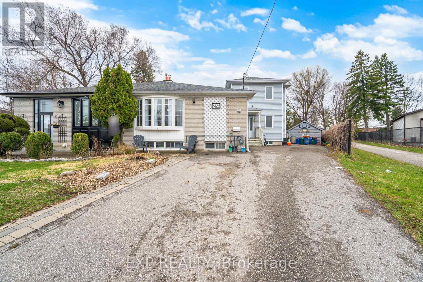 274 Demaine Crescent, Richmond Hill, Ontario  L4C 2W5 - Photo 2 - N12996814