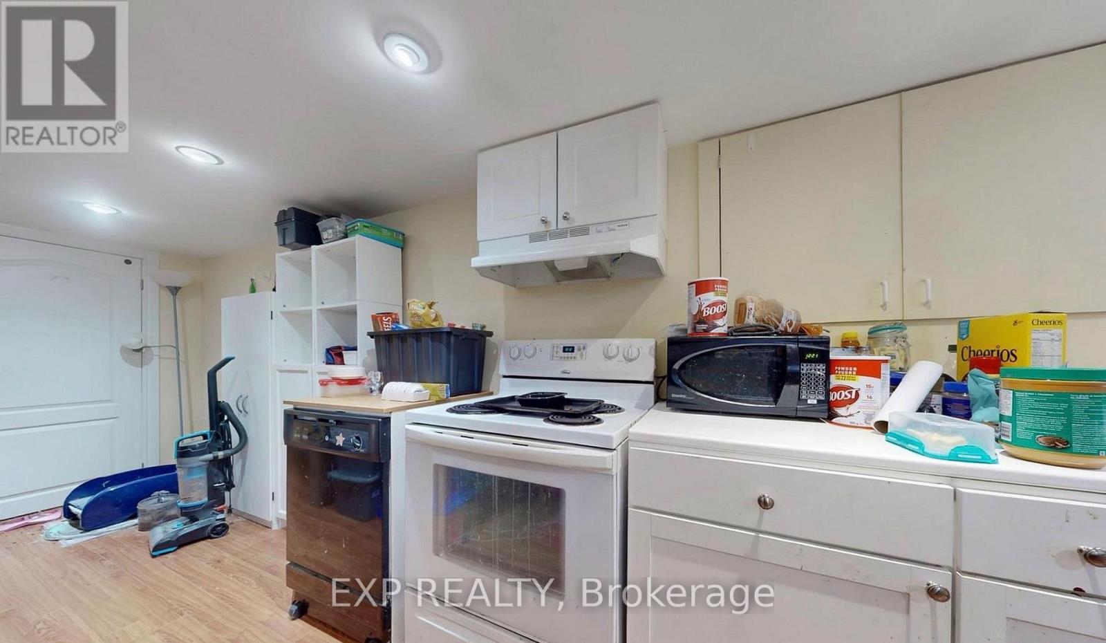 274 Demaine Crescent, Richmond Hill, Ontario  L4C 2W5 - Photo 33 - N12996814