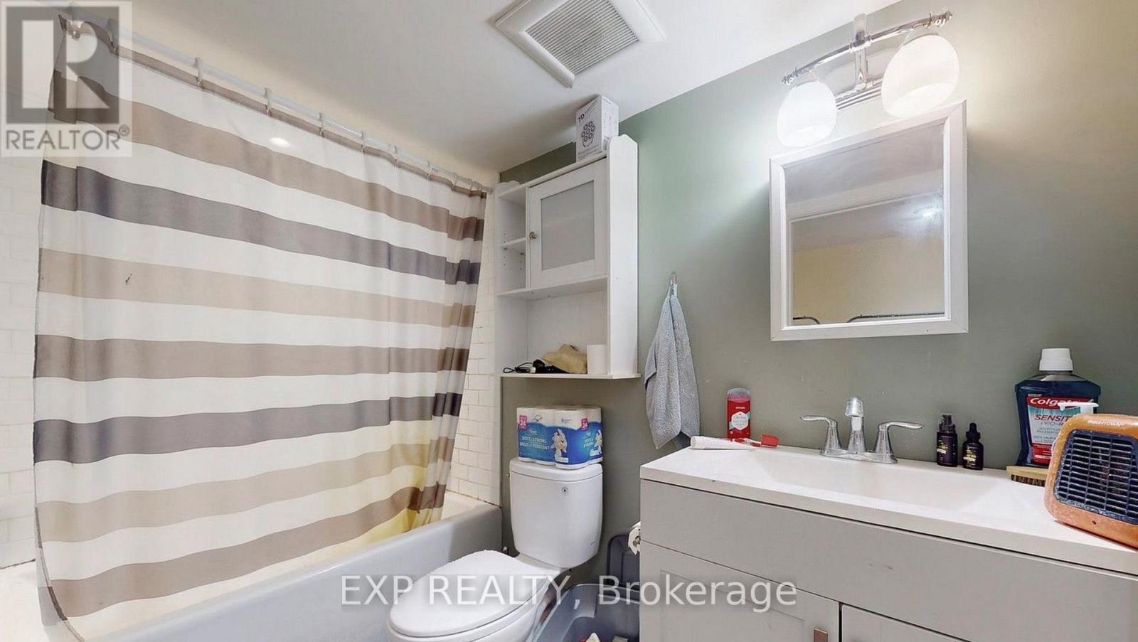 274 Demaine Crescent, Richmond Hill, Ontario  L4C 2W5 - Photo 34 - N12996814