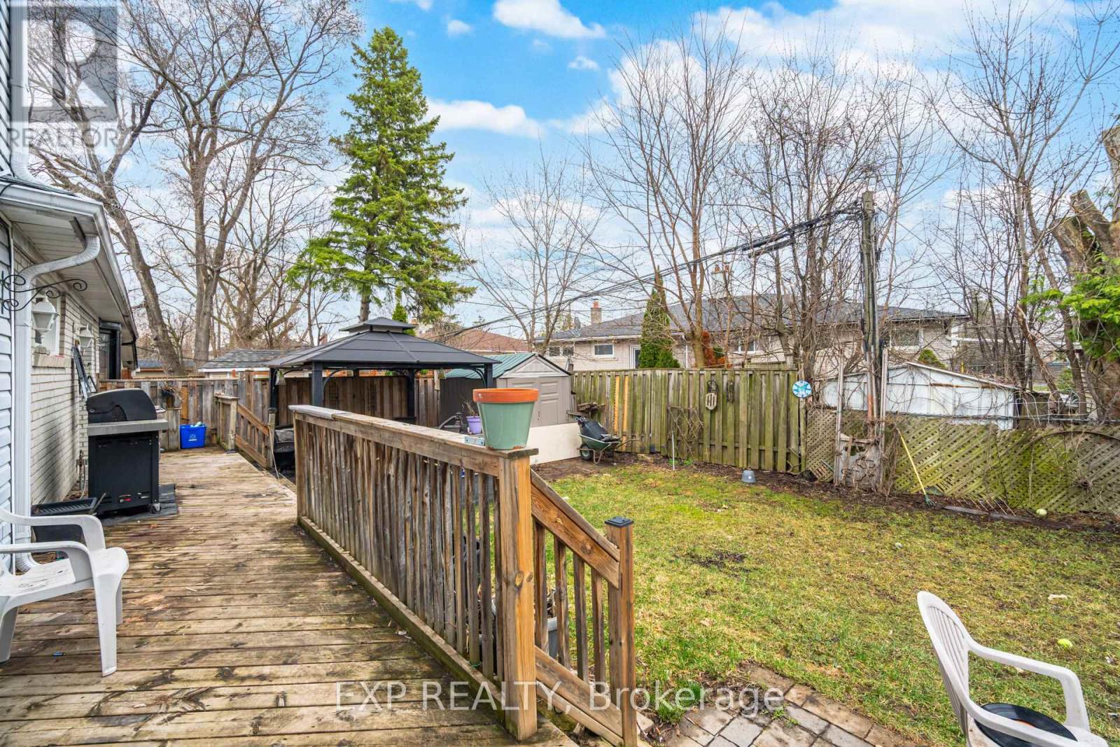 274 Demaine Crescent, Richmond Hill, Ontario  L4C 2W5 - Photo 38 - N12996814