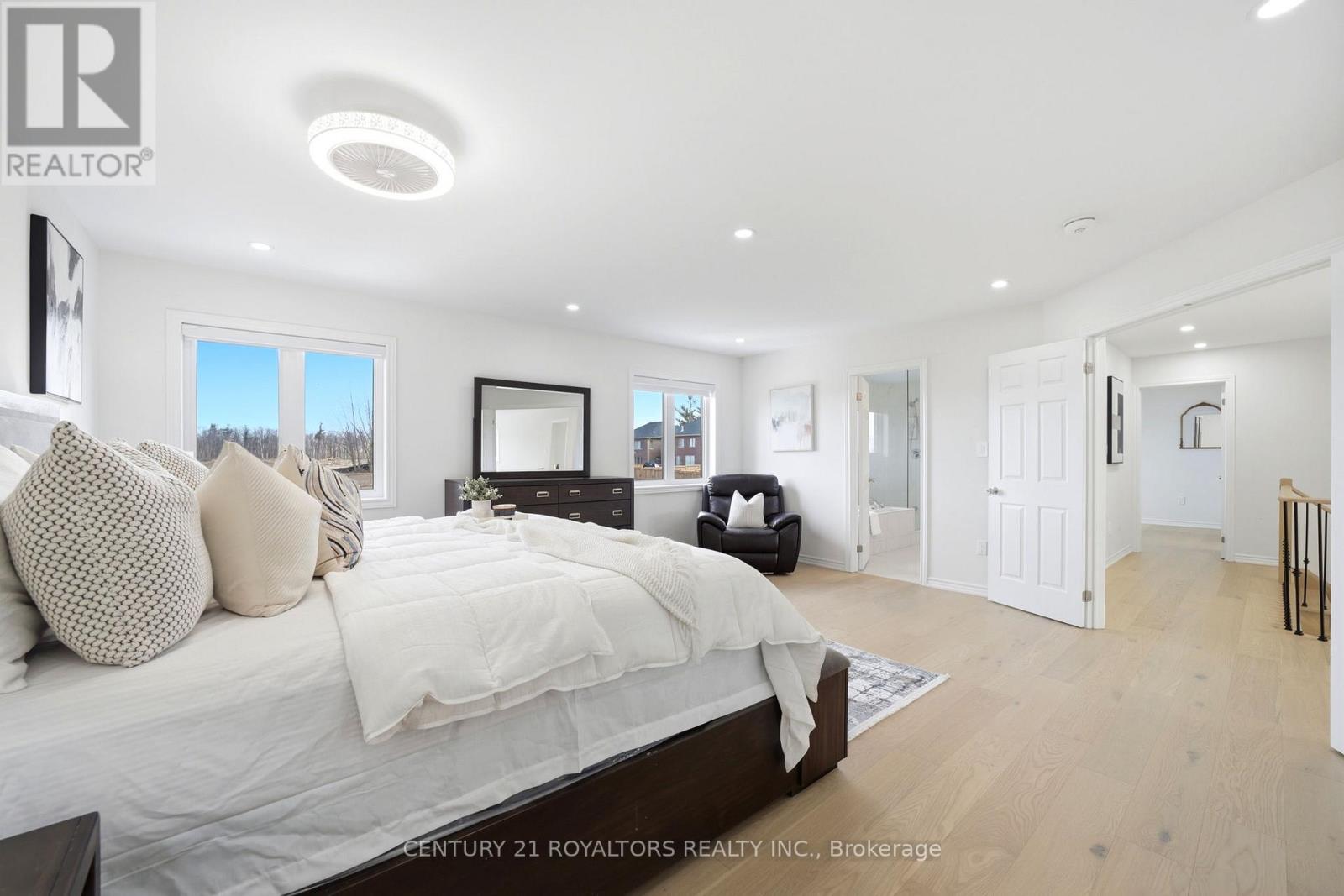 107 Rugman Crescent, Springwater, Ontario  L9X 2A5 - Photo 27 - S12996518