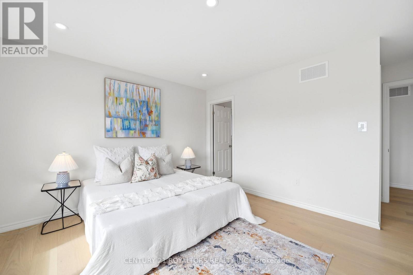 107 Rugman Crescent, Springwater, Ontario  L9X 2A5 - Photo 39 - S12996518