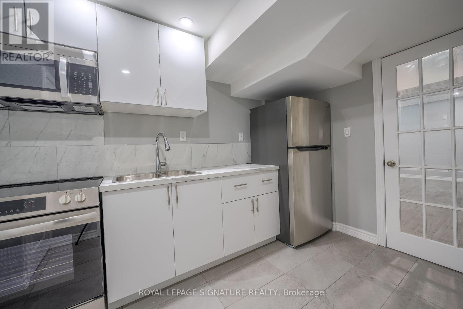 (Lower) - 2111 Lynn Heights Drive, Pickering, Ontario L1X 2S1 - Photo 18 - E12993596