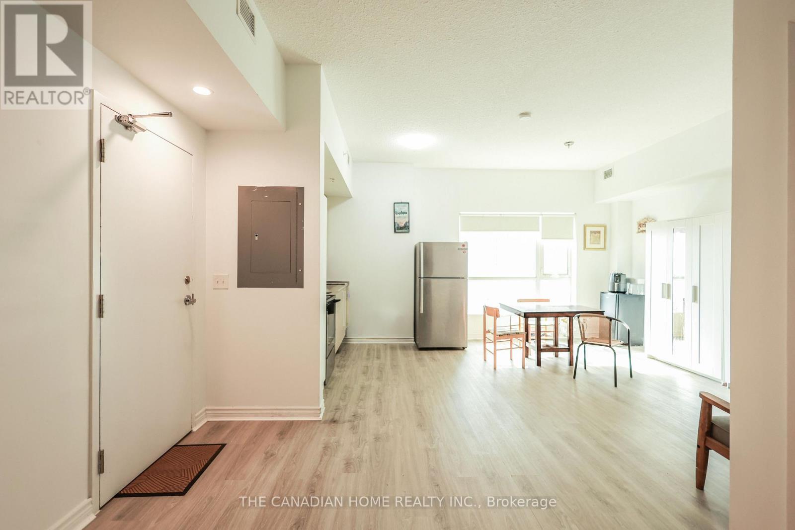 304 - 160 King Street N, Waterloo, Ontario  N2J 2Y2 - Photo 1 - X12901332