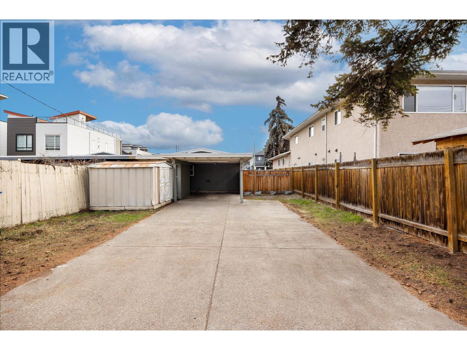 740 Raymer Avenue, Kelowna, British Columbia  V1Y 4Z8 - Photo 24 - 10383247