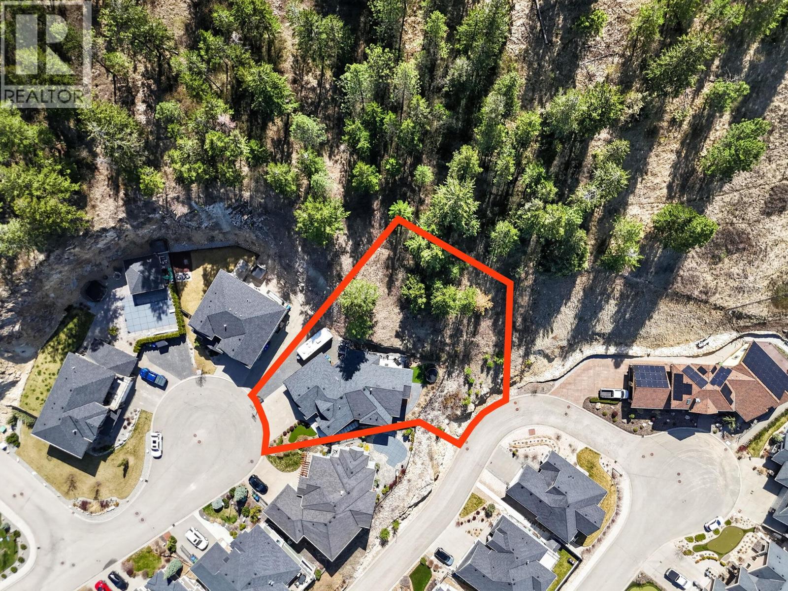 414 Prestwick Street, Kelowna, British Columbia  V1P 1T1 - Photo 2 - 10382970