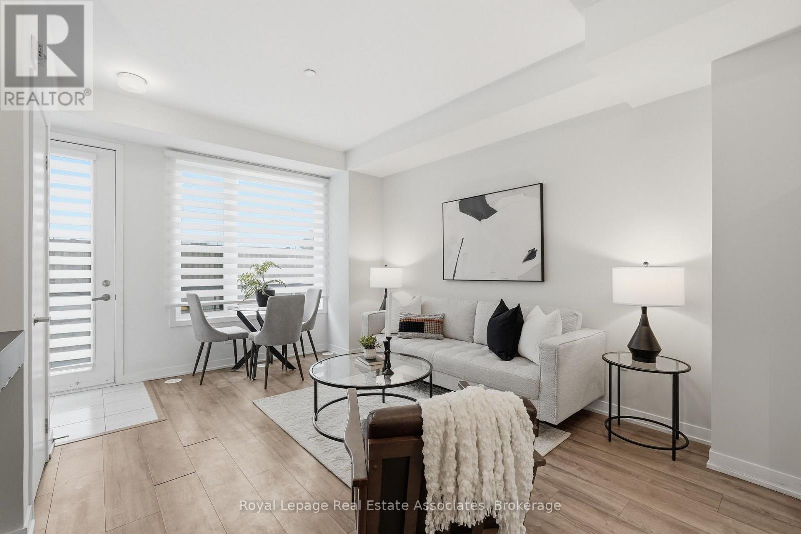 10 - 3425 Ridgeway Drive, Mississauga, Ontario  L5L 0B9 - Photo 9 - W12996464