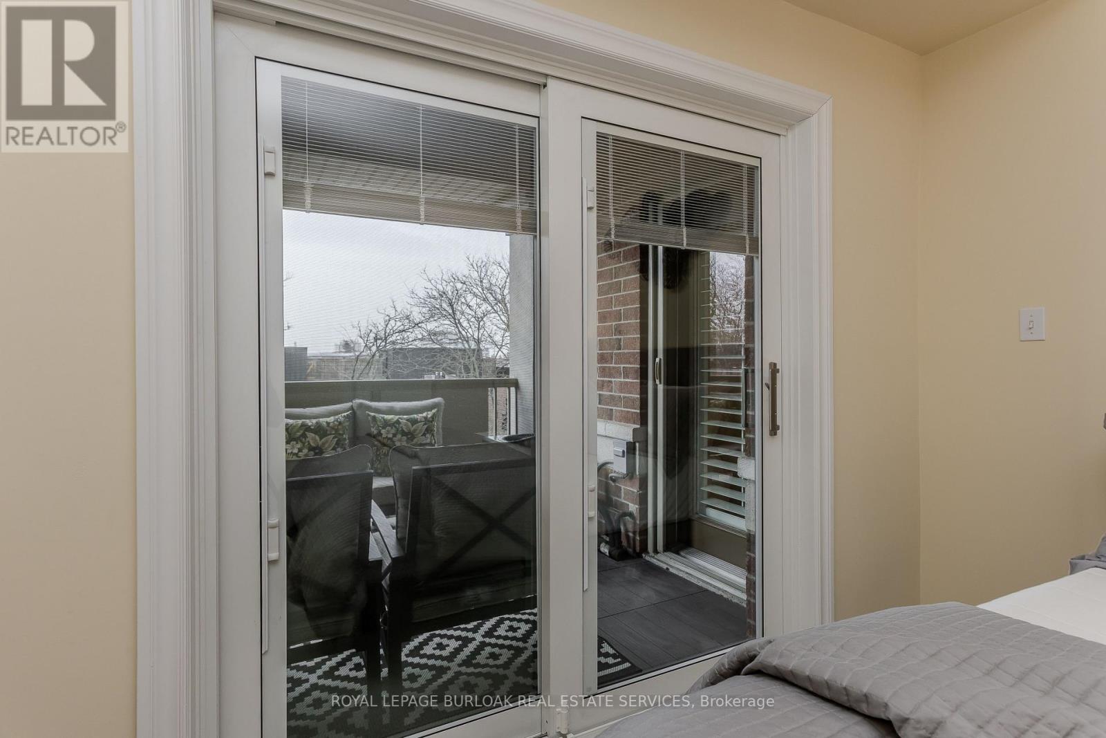 412 - 391 Plains Road E, Burlington, Ontario  L7T 4M2 - Photo 23 - W12996476