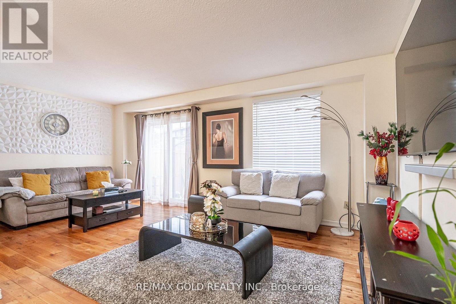 33 - 33 Guildford Crescent, Brampton, Ontario  L6S 3K2 - Photo 20 - W12996490