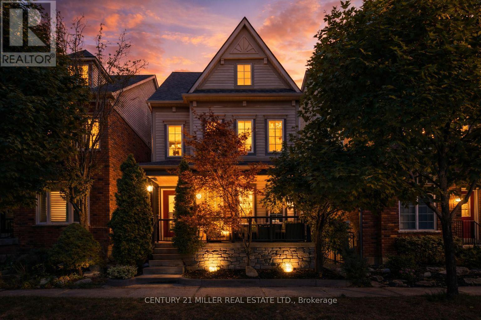 215 Roxton Road, Oakville, Ontario  L6H 6M9 - Photo 2 - W12996496