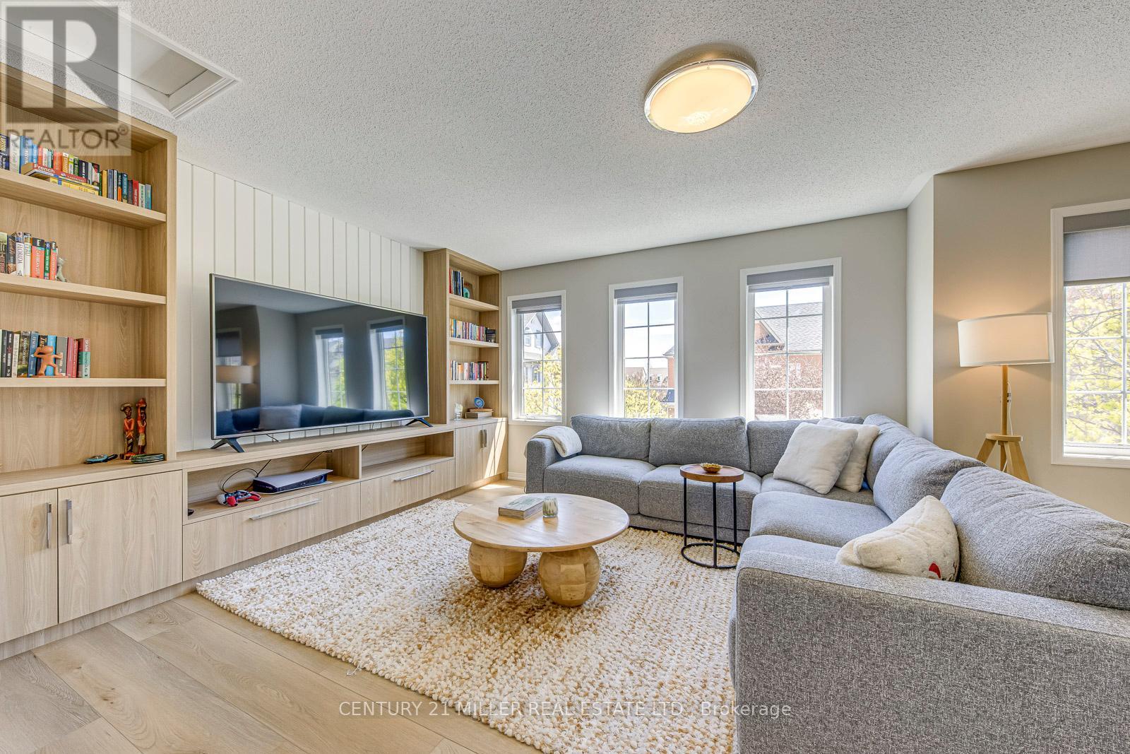 215 Roxton Road, Oakville, Ontario  L6H 6M9 - Photo 23 - W12996496