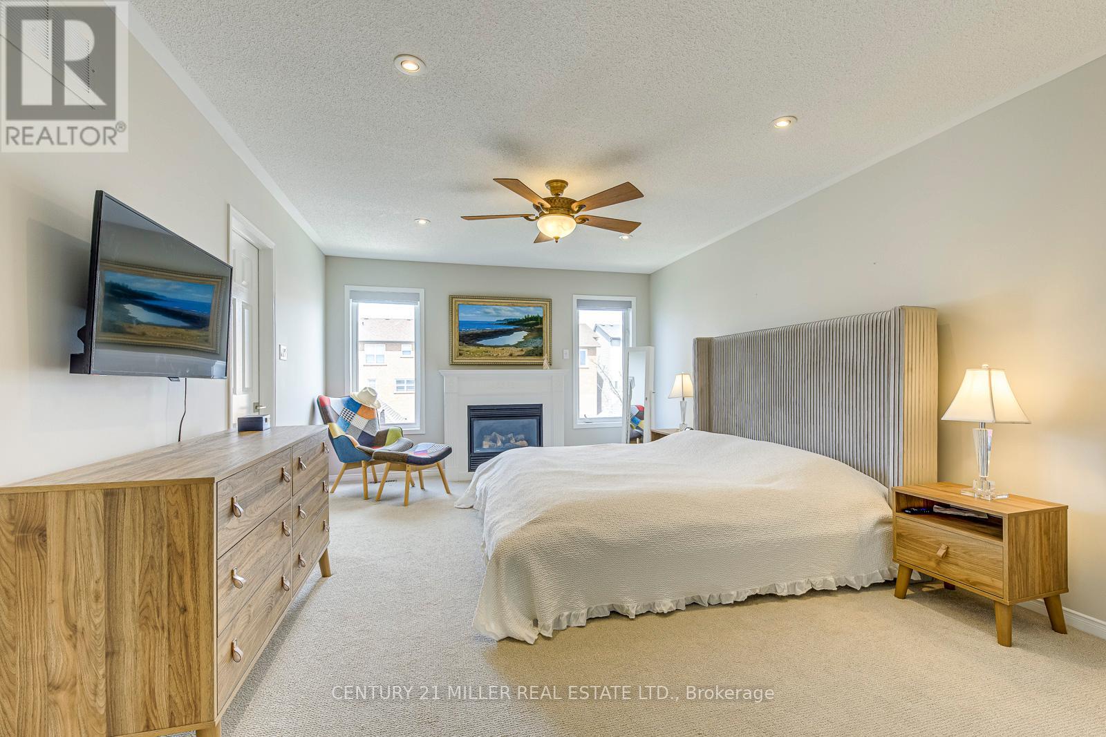 215 Roxton Road, Oakville, Ontario  L6H 6M9 - Photo 35 - W12996496