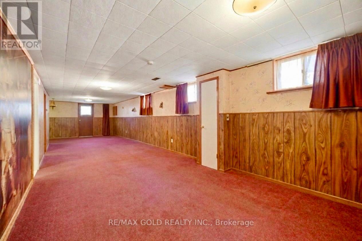 877 Consort Crescent, Mississauga, Ontario  L5C 1J8 - Photo 34 - W12996602